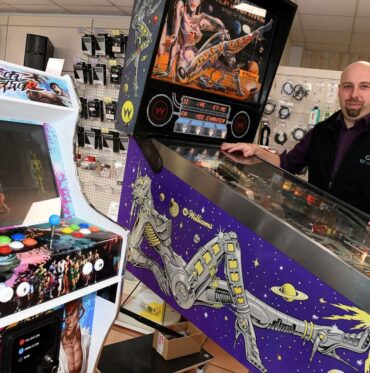 Réparation flippers et jeux d'arcade