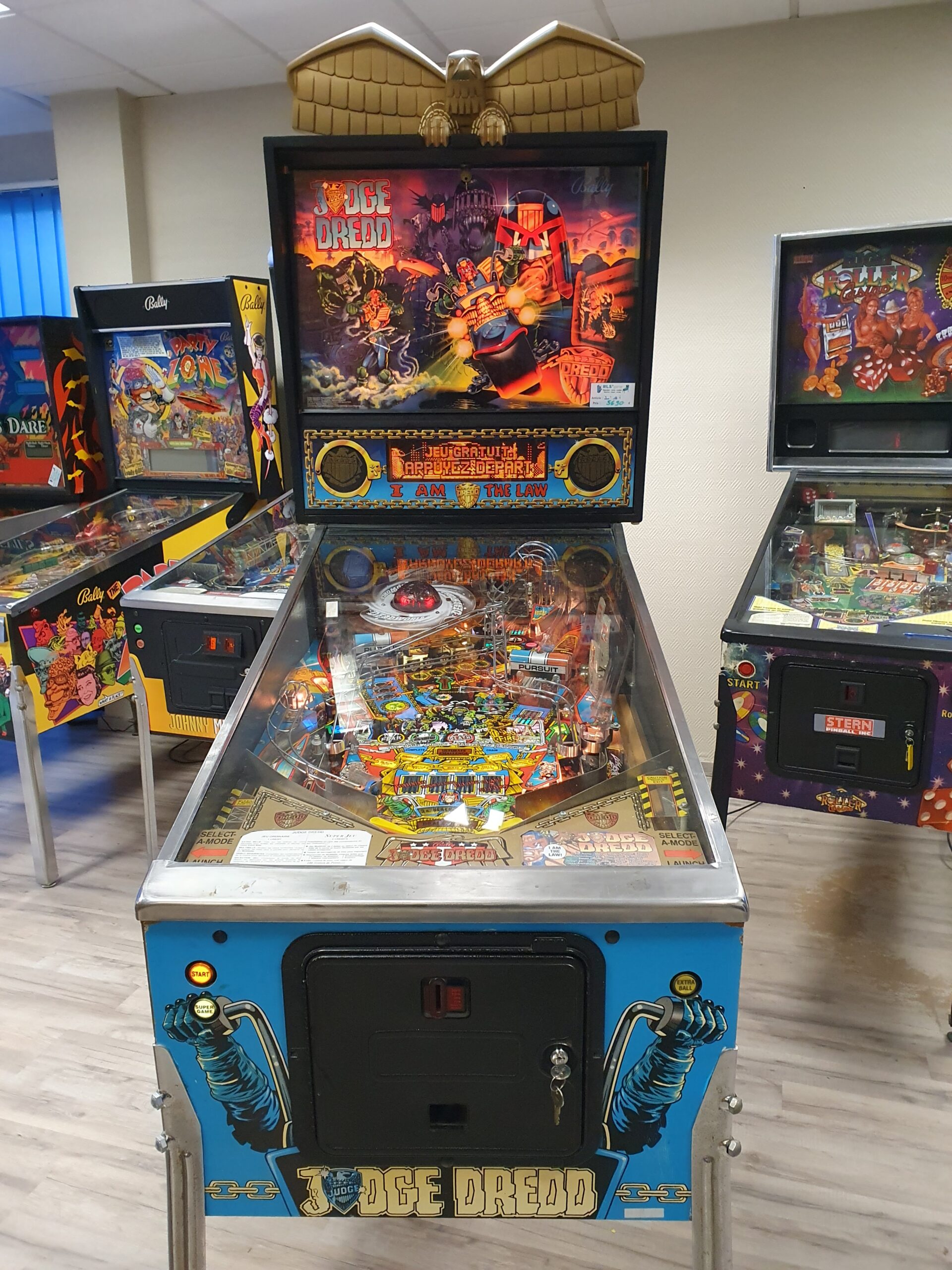 Flipper et arcade près d'Angers : jeux de café vintage neuf ou